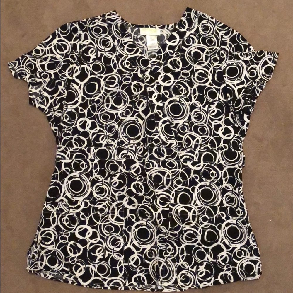 Scrub top
